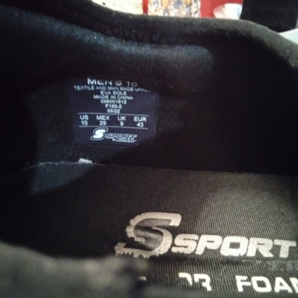Skechers Black Slip-On Loafers with Breathable Design - Picture 7 of 9